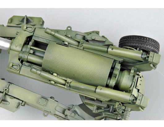 Trumpeter 02306 M198 155mm Medium Towed Howitzer (early version) 1/35 – image 8