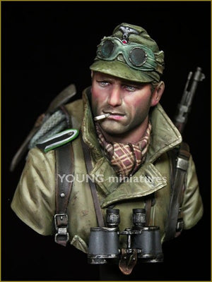 Young Miniatures YM1836 GERMAN GEBIRGSJAGER 1942 1/10 – zdjęcie 5