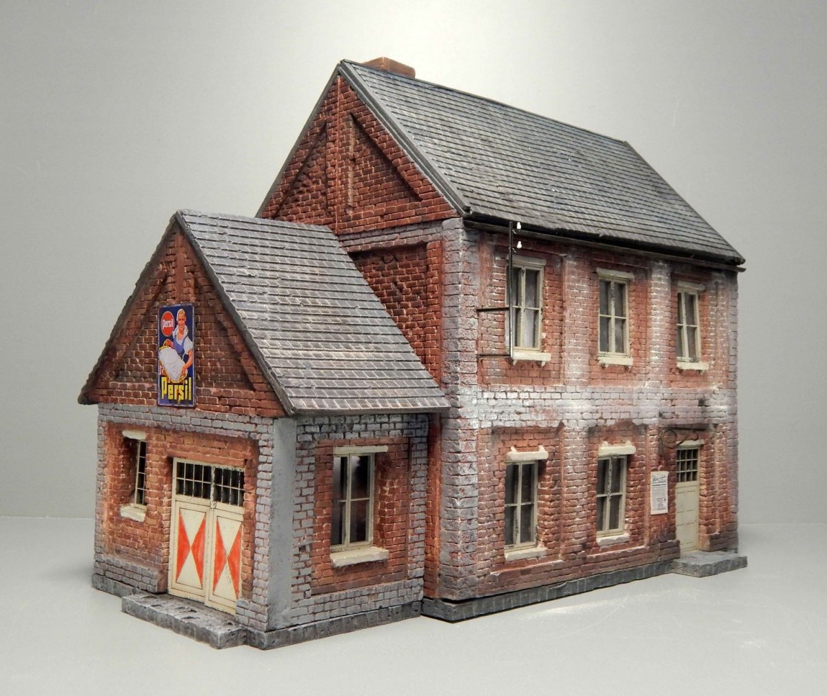 RT-Diorama 35210 Town House (Modular System) 1/35 – Bild 8
