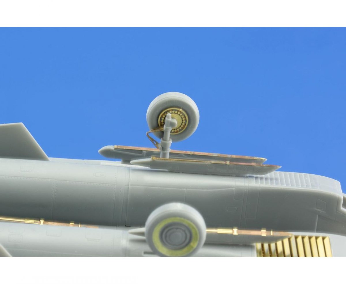 Eduard 73548 Su-33 TRUMPETER 1/72 – zdjęcie 10