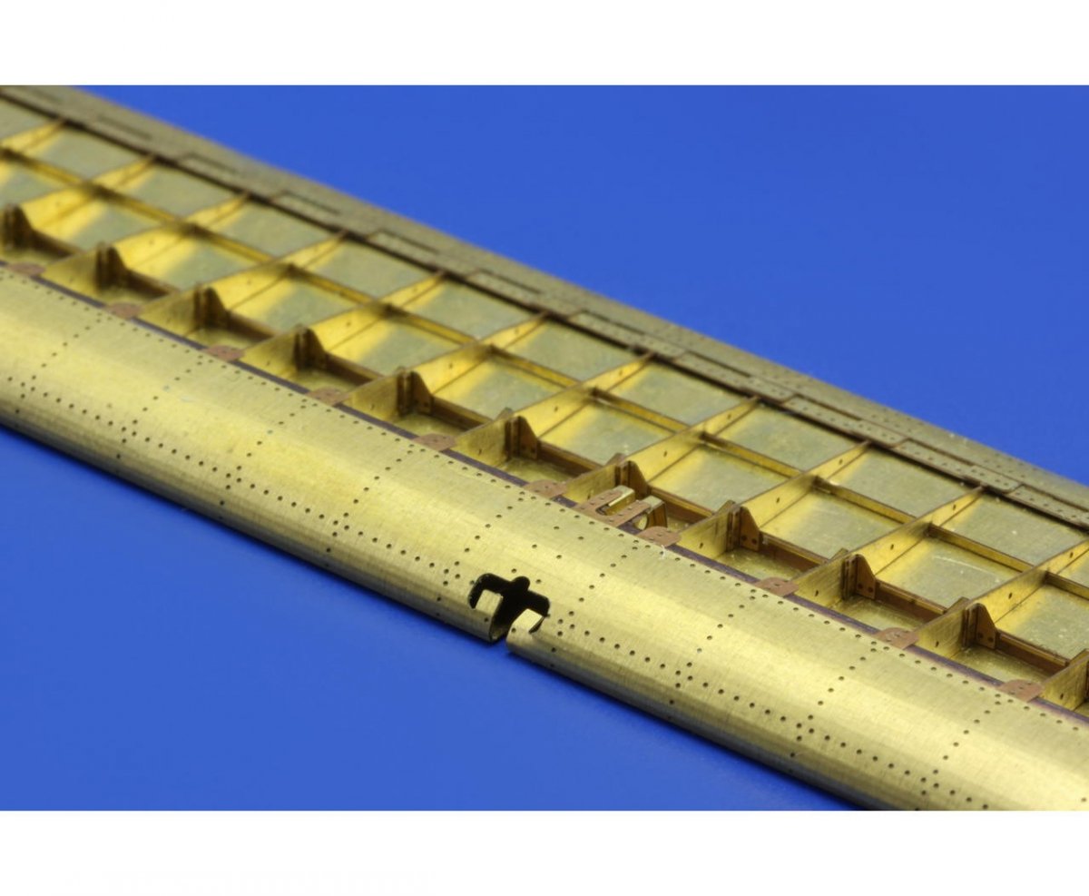 Eduard 32337 B-17G landing flaps 1/32 HK Models – image 8