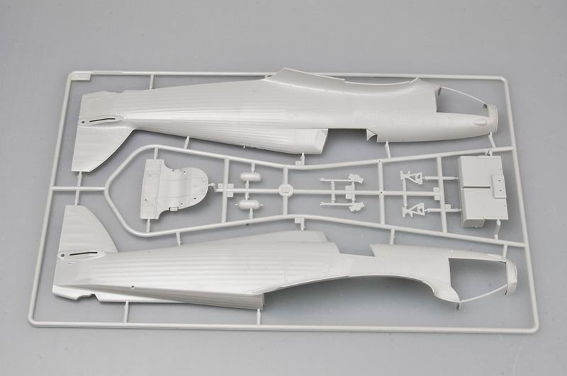 Trumpeter 02417 Hurricane Mk II D/Trop 1/24 – zdjęcie 3