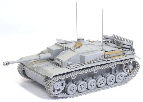 Dragon 6644 StuG III Ausf.F8 Late Production w/Winterketten 1/35 – image 4
