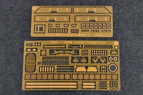 Trumpeter 09588 Russian T-80BVM MBT(Marine Corps) 1/35 – image 16