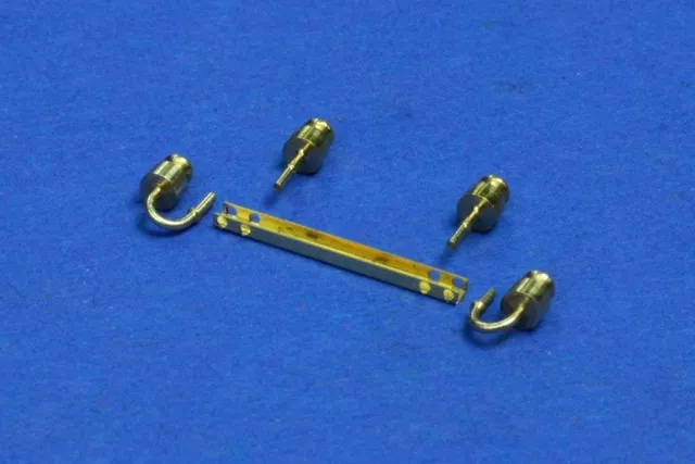RB Model 35D02 Telegraphic pillar with 4 insulators Set contains not assembled 2 pcs 1/35 – image 5