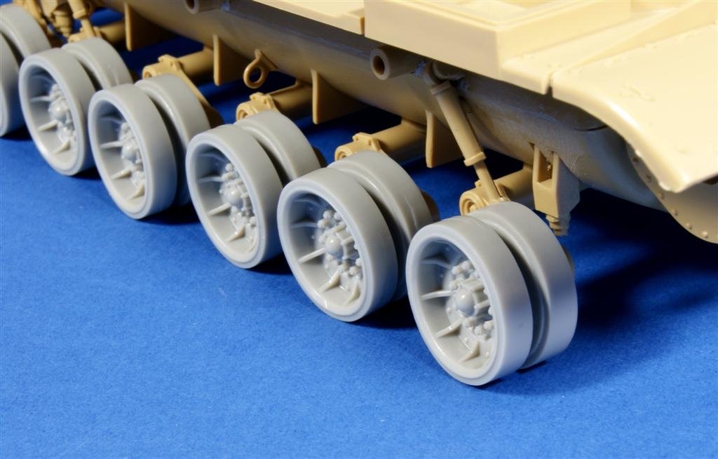 Panzer Art RE35-129 Road wheels for MBT M60 (cast aluminum pattern) 1/35 – image 3