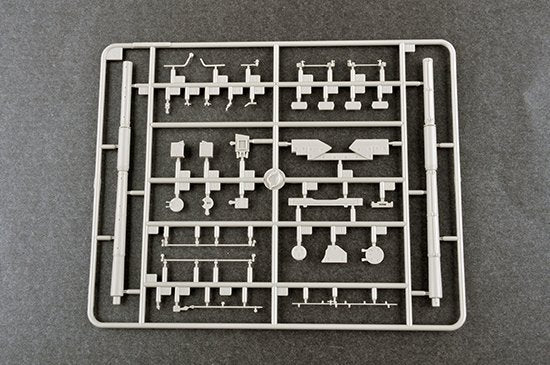 Trumpeter 09547 Russian T-72A Mod 1983 1/35 – image 3