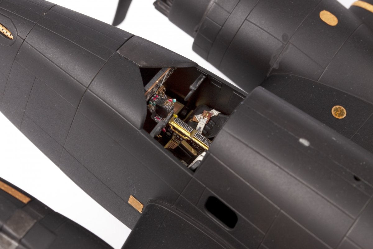Eduard 491348 PV-1 ACADEMY 1/48 – image 5