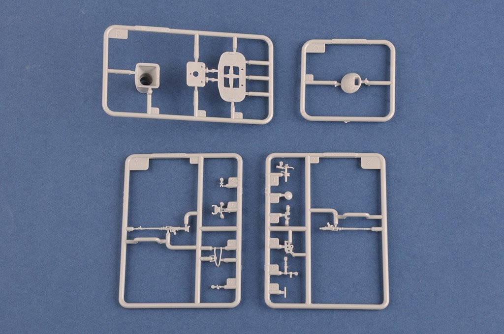 Hobby Boss 84558 Pz.Kpfw.VI Sd.Kfz.182 Tiger II Porsche Early production vehicle Fgst.Nr.280009 1/35 – image 11