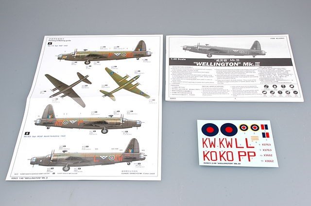 Trumpeter 02823 WELLINGTON Mk.III 1/48 – zdjęcie 2