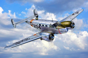 Revell 03811 Beechcraft Model 18 1/48 – image 3