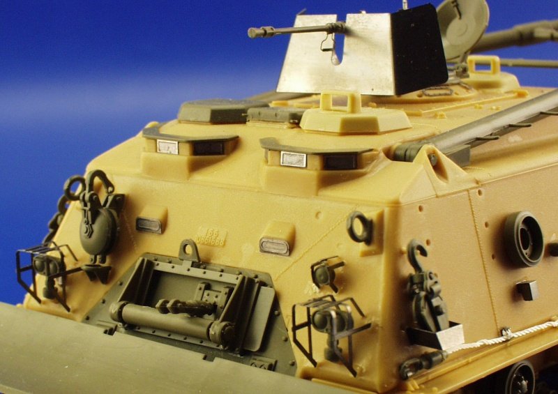 Eduard 35787 M-88 Recovery Tank AFV Club – zdjęcie 9