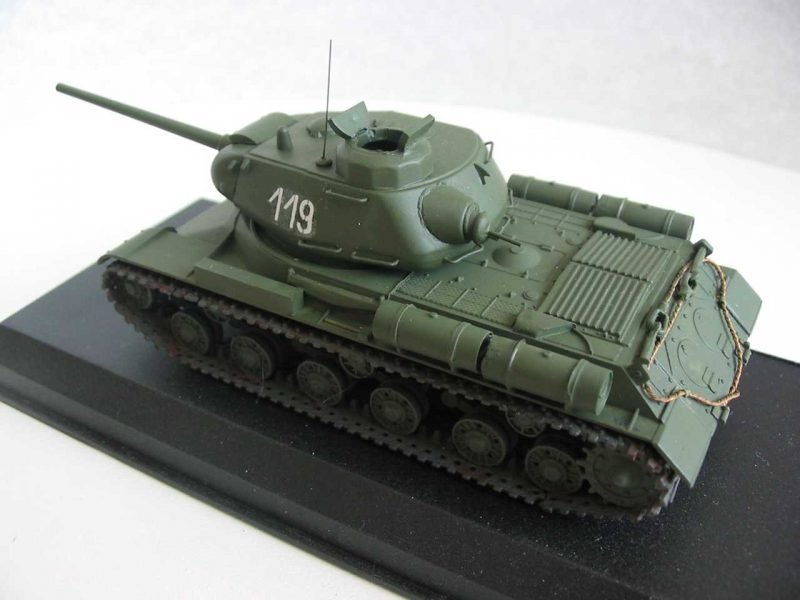 PST 72001 JS-1 Heavy Tank 1/72 – image 7