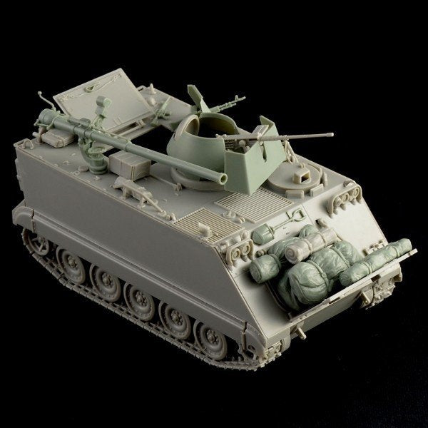 Italeri 6506 M113 ACAV with 106mm recoilless gun 1/35 – zdjęcie 4