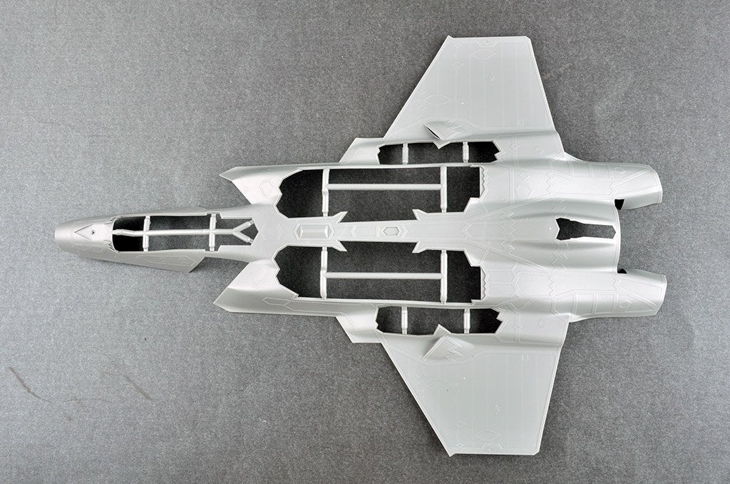 Trumpeter 03230 F-35C Lightning 1/32 – zdjęcie 8