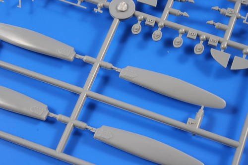 Specjal Hobby 48121 V-173 Flying Pancake 1/48 – zdjęcie 12