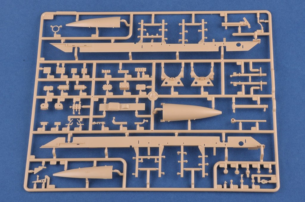 Hobby Boss 85509 Russian 9K79 Tochka (SS-21 Scarab) IRBM 1/35 – zdjęcie 8