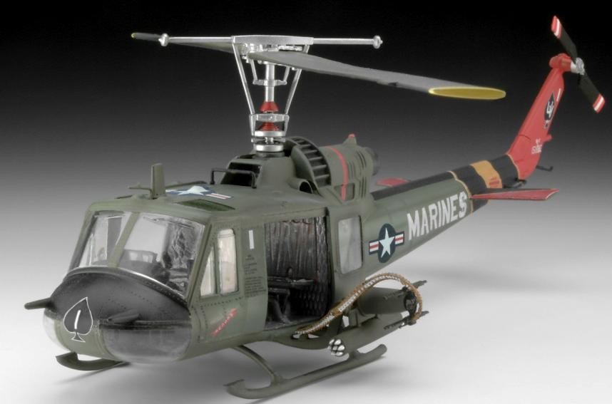 Revell 04476 Bell UH-1 Huey Hog 1/48 – image 3