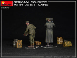 MiniArt 35286 GERMAN SOLDIERS WITH JERRY CANS 1/35 – zdjęcie 3