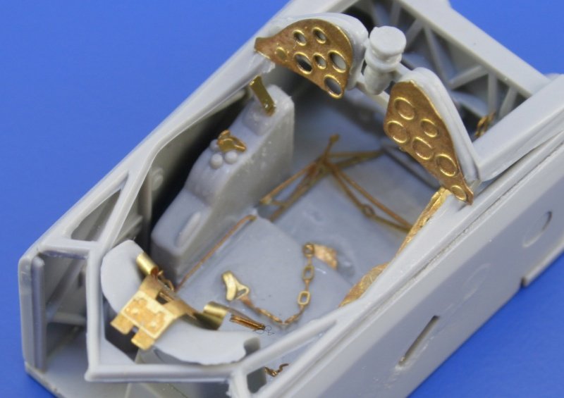 Eduard 49332 CR 42 Falco 1/48 Italeri – image 3
