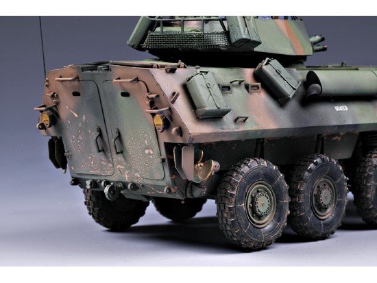 Trumpeter 00349 USMC LAV-25 Piranha 1/35 – zdjęcie 8