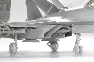 MiniBase 8001 SU-33 Flanker-D 1/48 – Bild 21