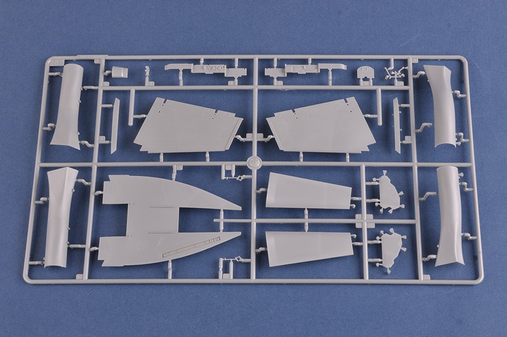Hobby Boss 85813 F/A-18F Super Hornet 1/48 – zdjęcie 8