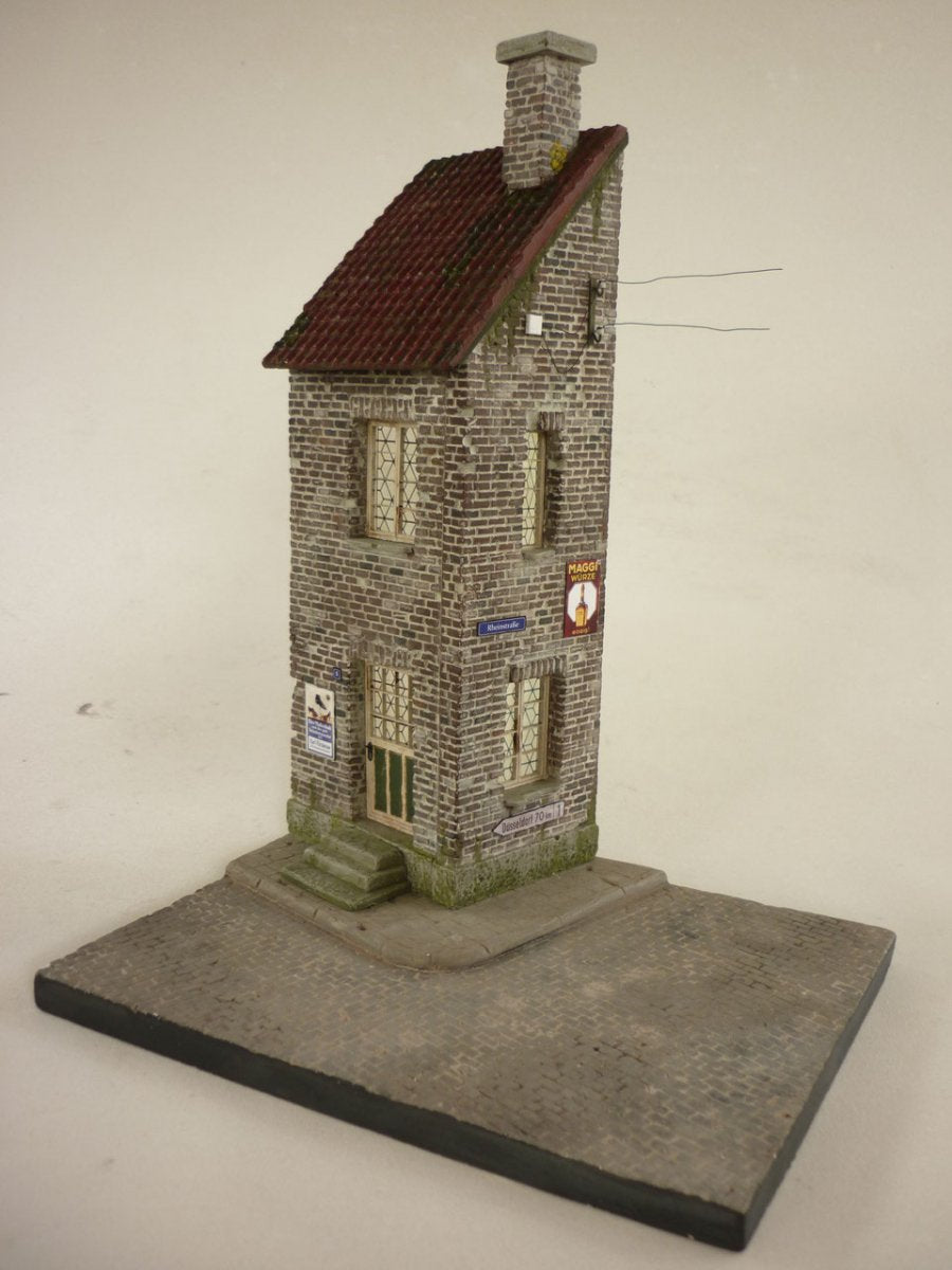 RT-Diorama 35254 Diorama-Base: European Corner Building 1/35 – zdjęcie 7