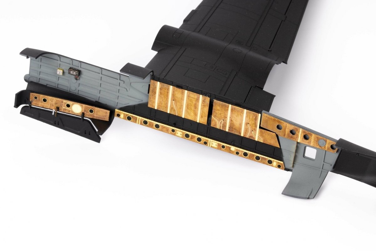 Eduard 481079 B-26K Invader bomb bay ICM 1/48 – image 2