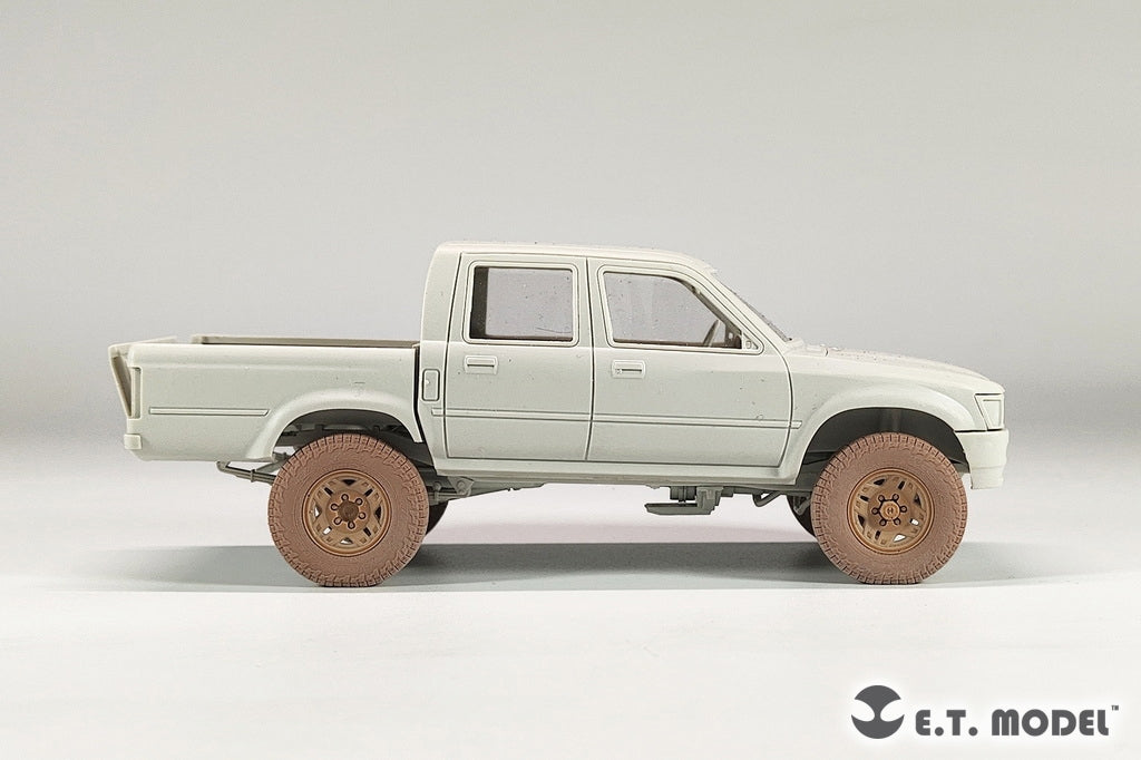ET Model P35-163 PICK UP Truck Sagged Wheels Type.2 1/35 – image 9