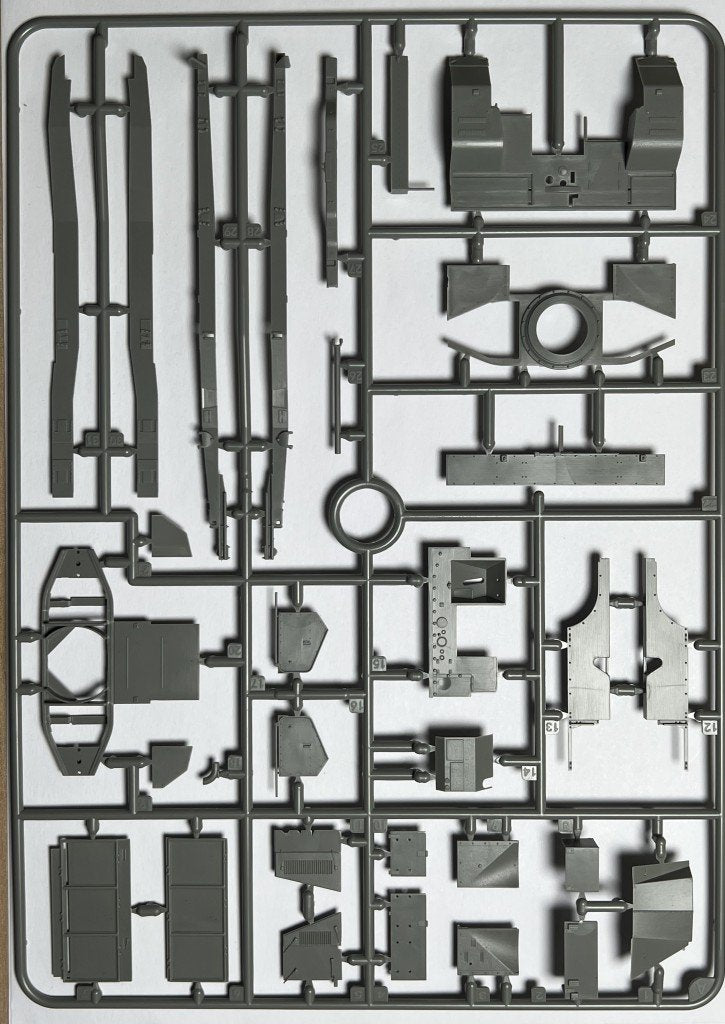 Thunder Model 35209 Morris Bofors C9/B Late The Iconic British WWII Gun Truck 1/35 – zdjęcie 8