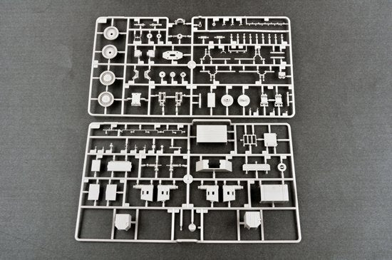Trumpeter 01036 Russian 130mm Coastal Defense Gun A-222 Bereg 1/35 – image 9