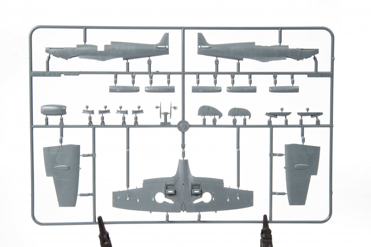 Eduard 7460 Spitfire F Mk. IX 1/72 – zdjęcie 10