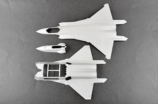 Trumpeter 05811 Chinese J-20 Mighty Dragon 1/48 – image 2