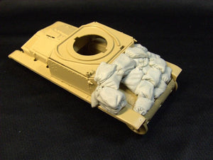 Panzer Art RE35-083 Sand armor for Fiat 13/40 (Tamiya Kit) 1/35 – zdjęcie 3