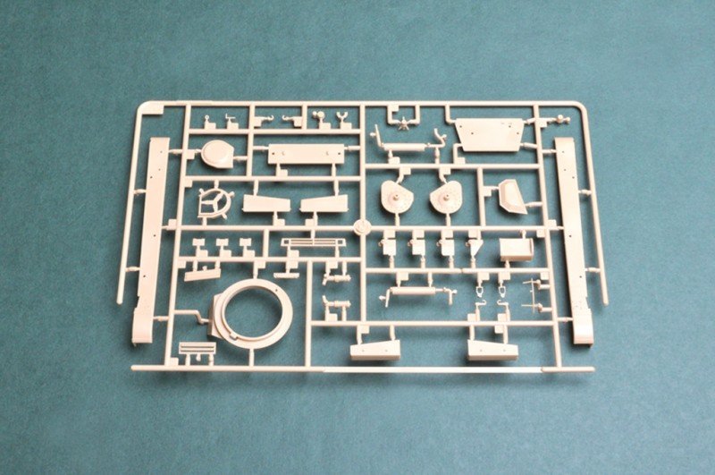 Hobby Boss 82477 Hungarian Light Tank 38M Toldi I(A20) 1/35 – image 5