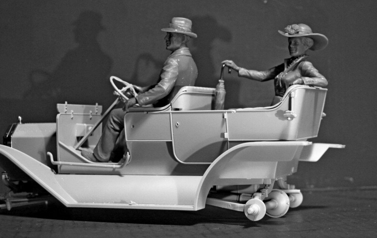 ICM 24013 American Motorists (1910 s) 1/24 – zdjęcie 3