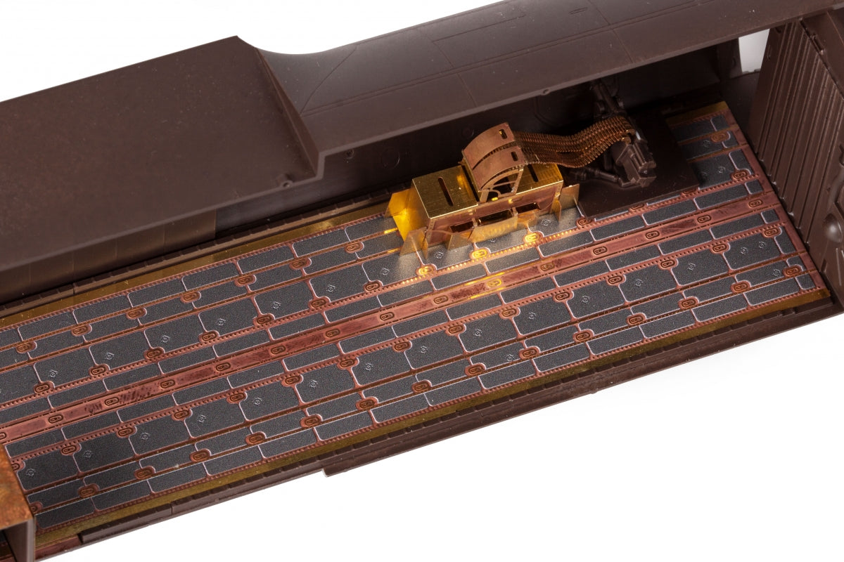 Eduard 73814 AC-130J cargo interior ZVEZDA 1/72 – image 8