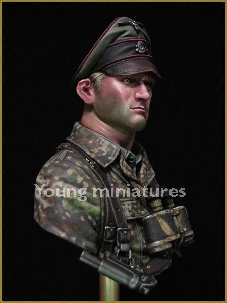Young Miniatures YM1831 German Waffen SS Officer 1944 1/10 – zdjęcie 6