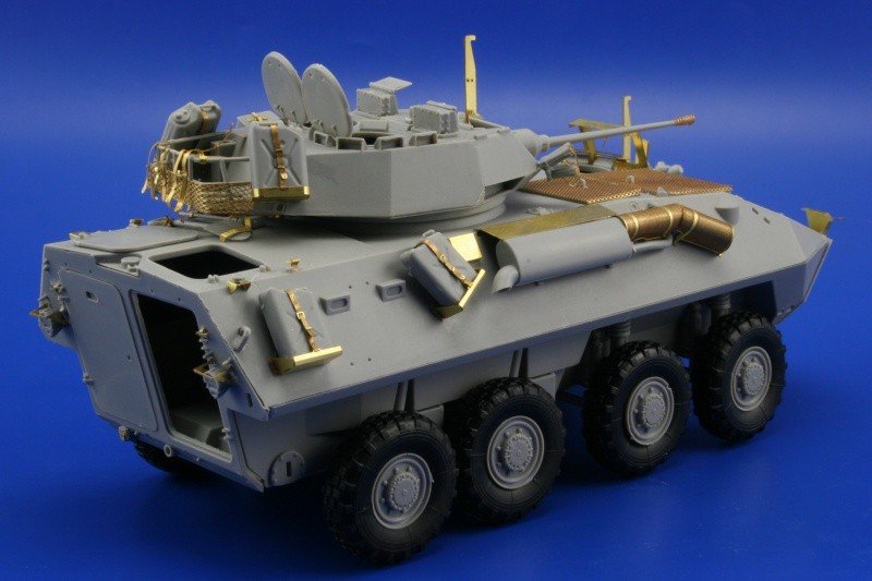 Eduard 35859 LAV-25 Piranha 1/35 Trumpeter – image 6