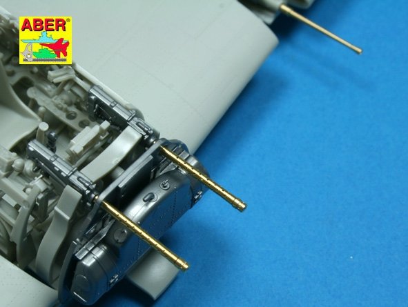 Aber A32106 Armament for Japanese fighter Mitsubishi A6M5 Zero 1/32 – image 3