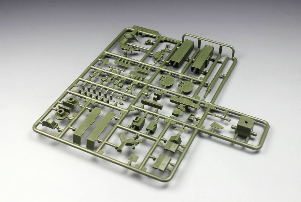 Tiger Model 4665 T-40 NEXTER 1/35 – image 9