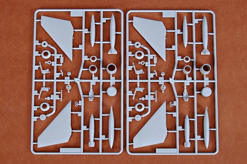 Trumpeter 01616 RA-5C Vigilante 1/72 – zdjęcie 4