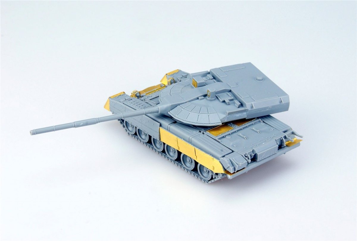 Modelcollect UA72057 Russian T-80UM2 (Black eagle) Main Battle Tank 1/72 – zdjęcie 4