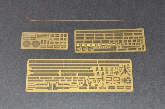 Trumpeter 04551 PLA Navy Type 071 Amphibious Transport Dock 1/350 – zdjęcie 4