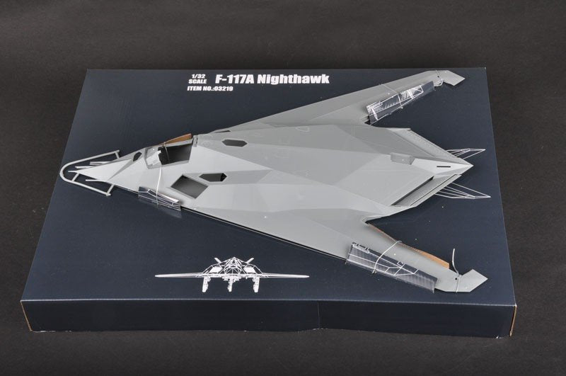 Trumpeter 03219 F-117A Nighthawk 1/32 – zdjęcie 5