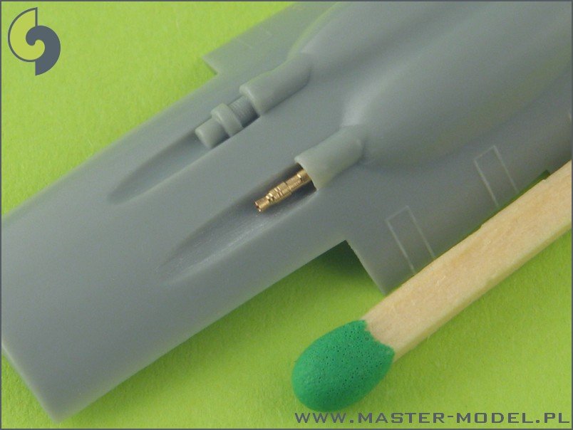Master AM-72-014 Fw 190 A7, A8 armament set (MG 131, MG 151 barrel tips) &amp;amp; Pitot Tube – image 3