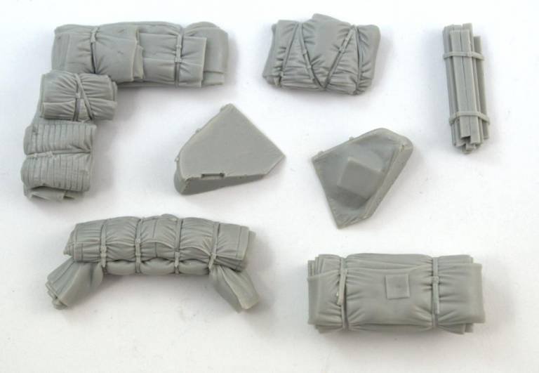 Panzer Art RE35-521 Stowage set for Panhard 178 (Wehrmacht vehicles) 1/35 – image 4