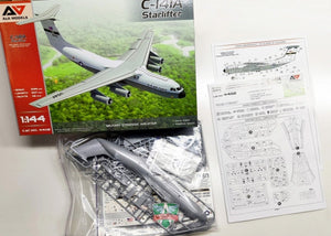 A&amp;amp;A Models 4402 C-141A Military Strategic Airlifter 1/144 – image 2