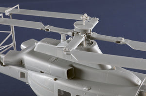 Trumpeter 05118 UH-1Y Venom 1/35